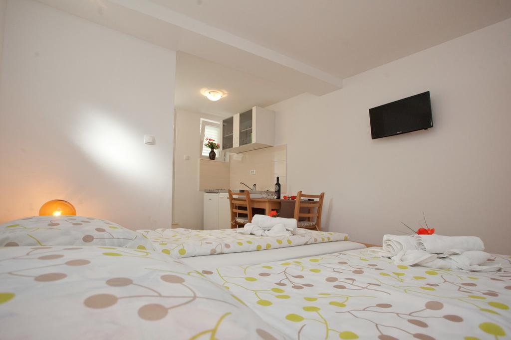 Apartment Meri سبليت الغرفة الصورة